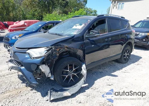 2017 Toyota Rav4 Se z USA, uszkodzony, nr VIN JTMJFREV1HJ707433